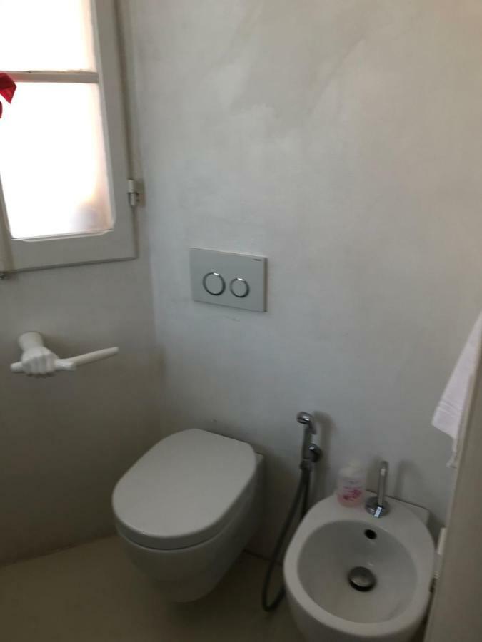 ホテル Domus Dotta ボローニャ エクステリア 写真